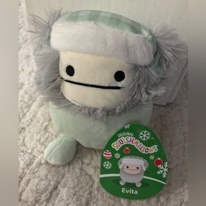 Squishmallow Evita The Bigfoot with Trapper Hat Holiday 2023 5 inch